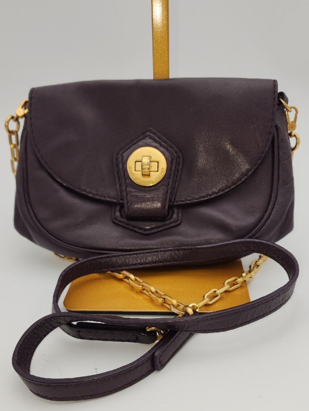 Marc Jacobs Leather Shoulder/crossbody Bag in Plum with Gold-Tone Hardware